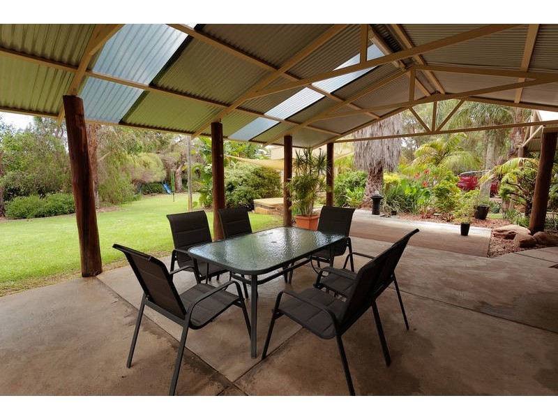 137 Harper Road, Banjup WA 6164
