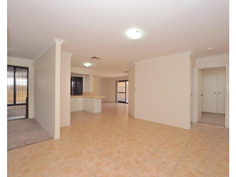 4 Arctic Close, Waikiki WA 6169