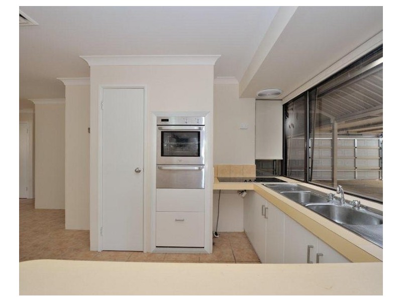 4 Arctic Close, Waikiki WA 6169