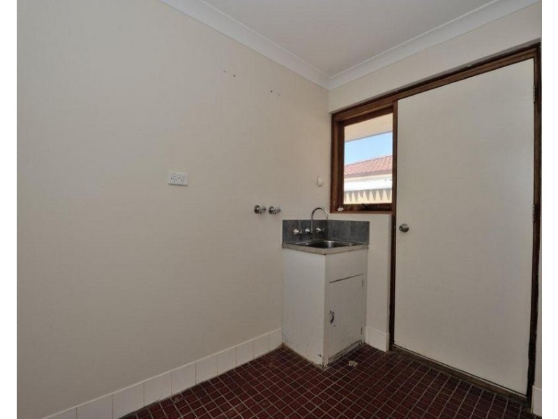 4 Arctic Close, Waikiki WA 6169