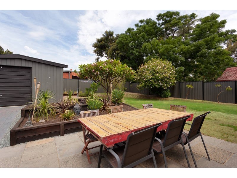 33 Archidamus Road, Coolbellup WA 6163