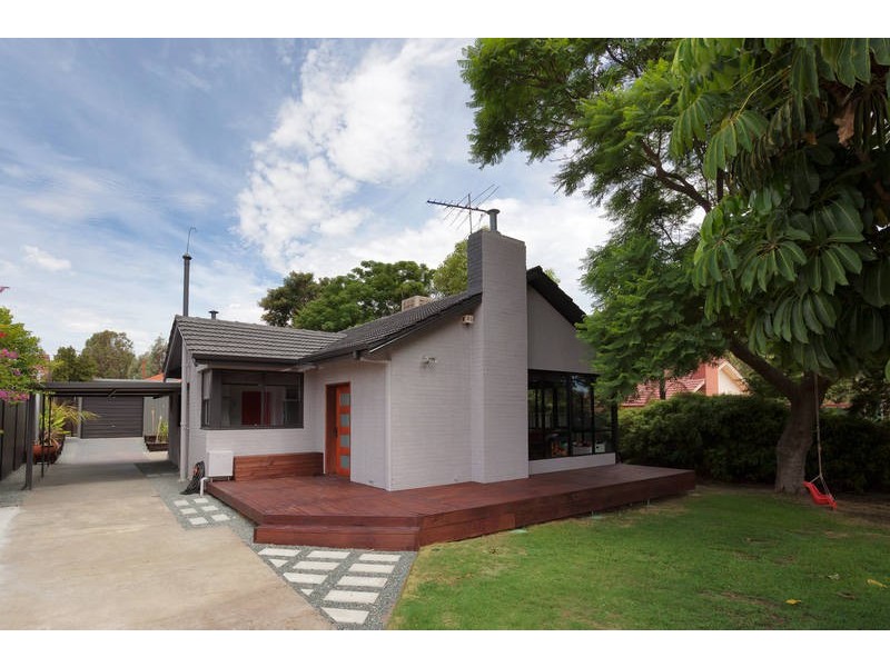 33 Archidamus Road, Coolbellup WA 6163