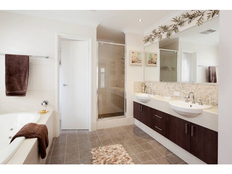 79 Peregrine Circle, Beeliar WA 6164