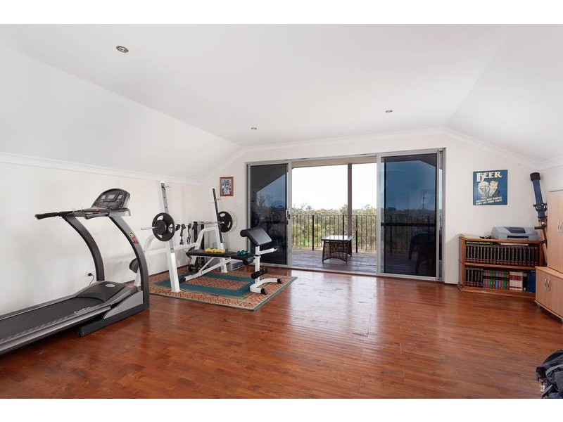 79 Peregrine Circle, Beeliar WA 6164