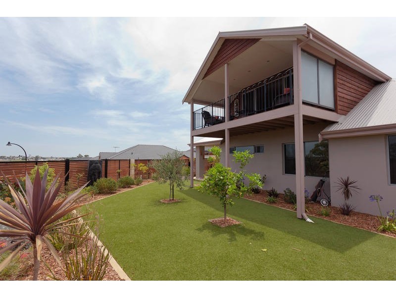 79 Peregrine Circle, Beeliar WA 6164