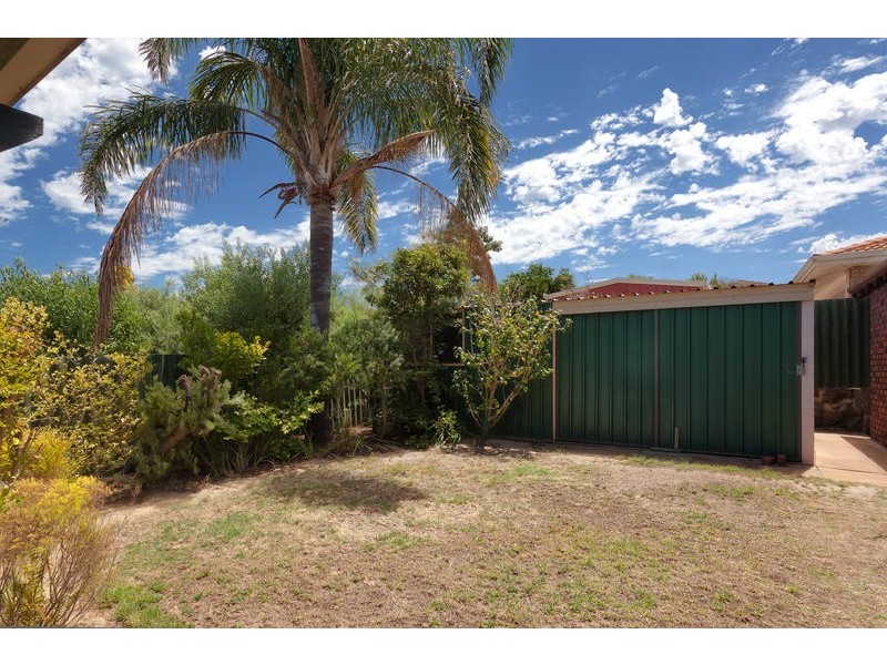 1 Lakeview Place, Bibra Lake WA 6163