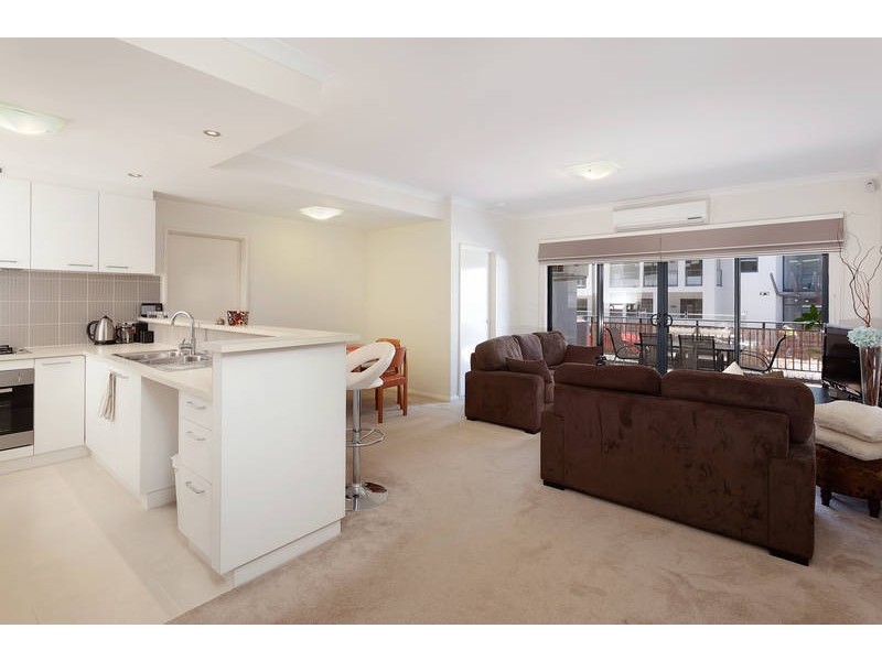 25/2 Stockton Bend, Cockburn Central WA 6164