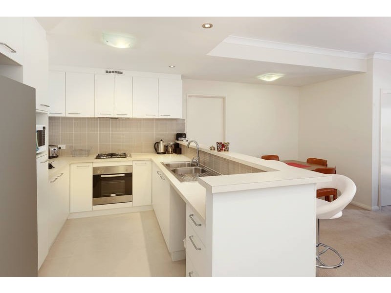 25/2 Stockton Bend, Cockburn Central WA 6164