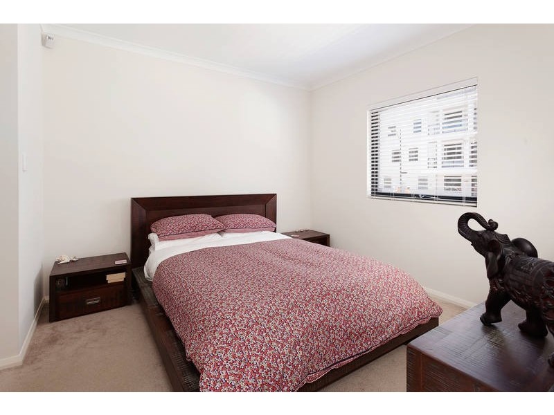 25/2 Stockton Bend, Cockburn Central WA 6164