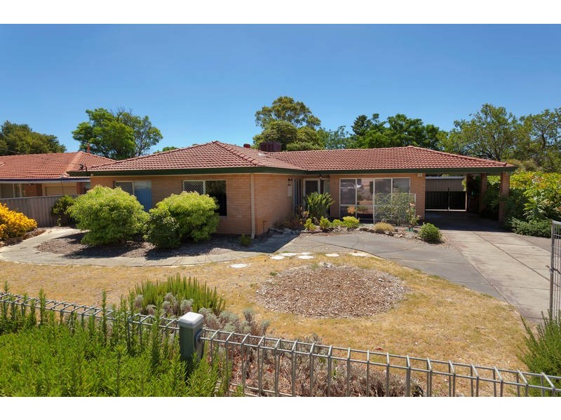 5 Avonlee Road, Armadale WA 6112