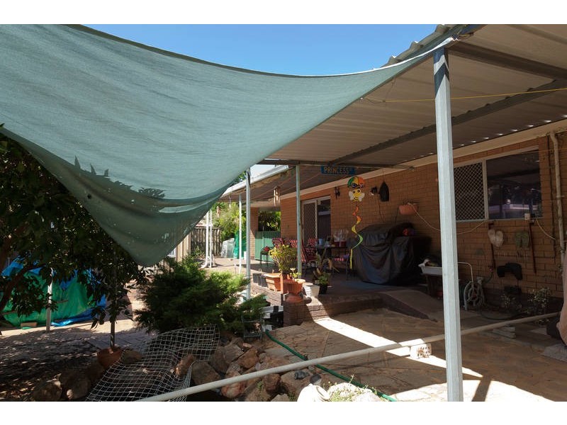 5 Avonlee Road, Armadale WA 6112