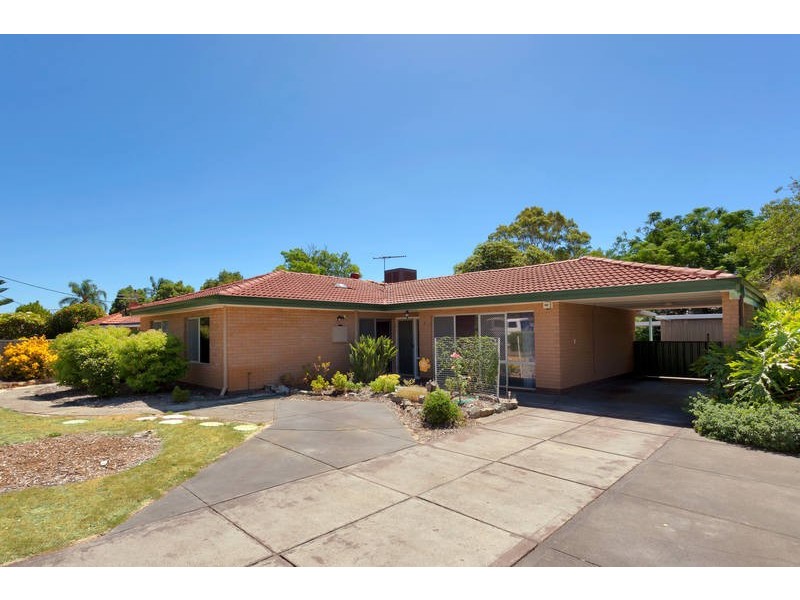 5 Avonlee Road, Armadale WA 6112