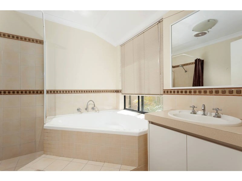 4 Levens Court, Success WA 6164