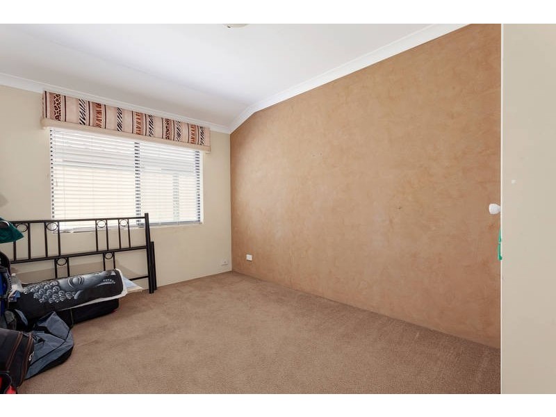 4 Levens Court, Success WA 6164