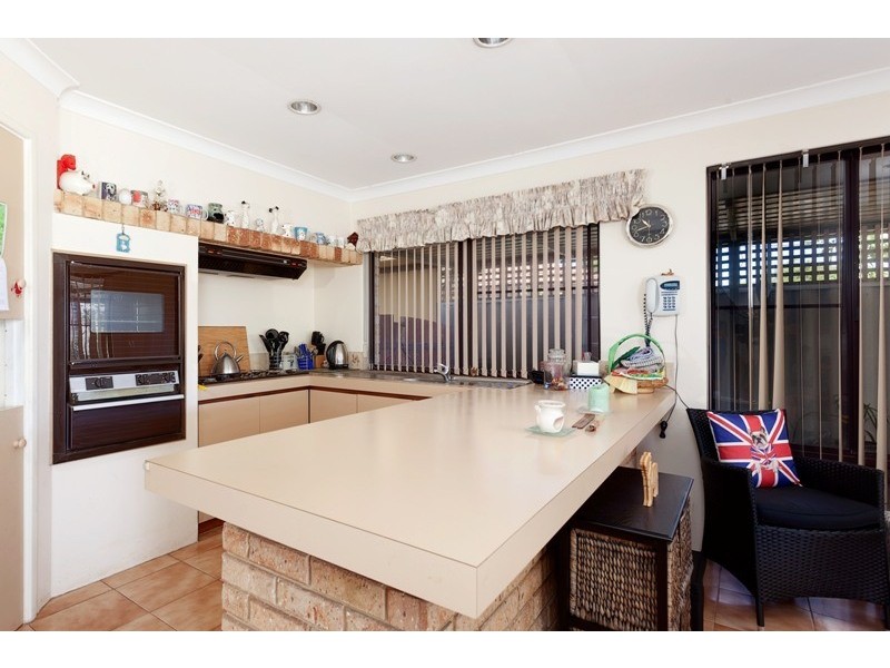 8 Iris Place, Yangebup WA 6164