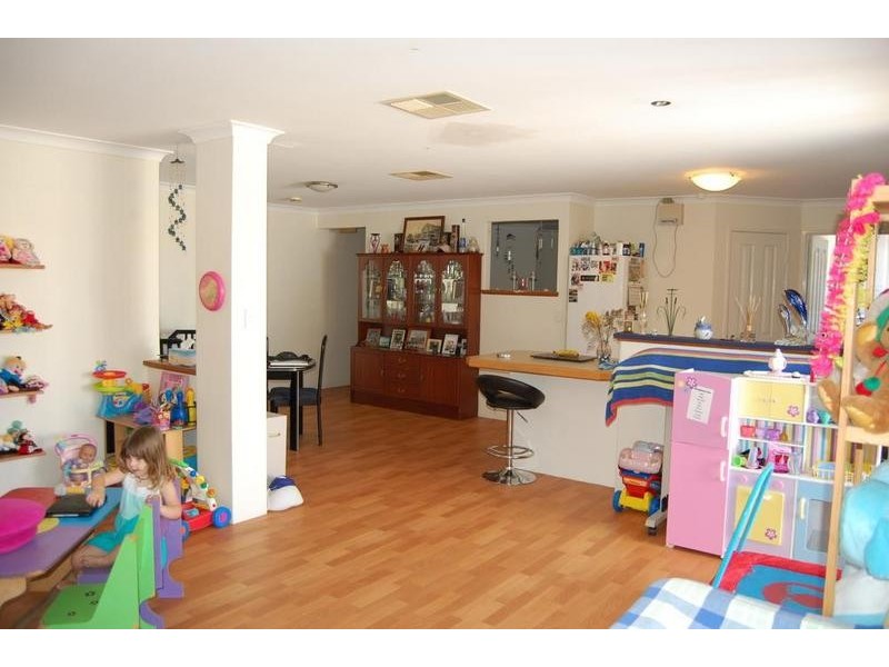 6 Coorong Turn, Warnbro WA 6169