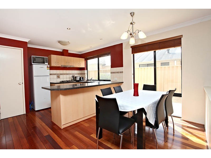 28 Sanguine Way, Atwell WA 6164