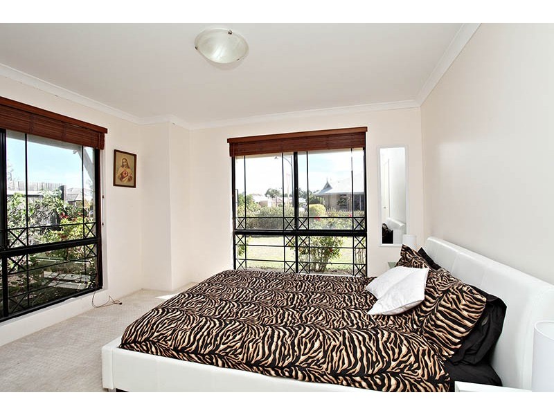28 Sanguine Way, Atwell WA 6164