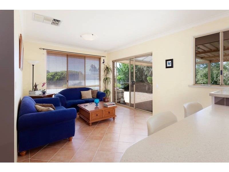 5 Martin Place, Bibra Lake WA 6163