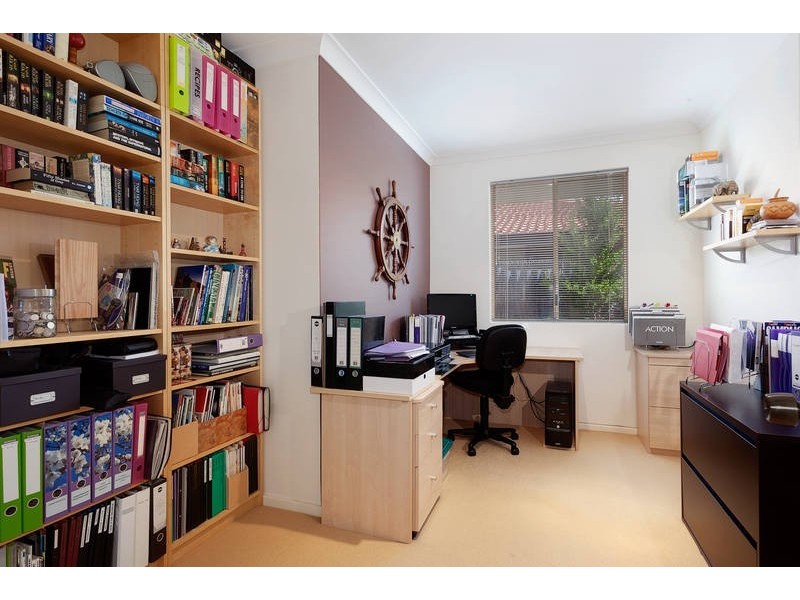 5 Martin Place, Bibra Lake WA 6163