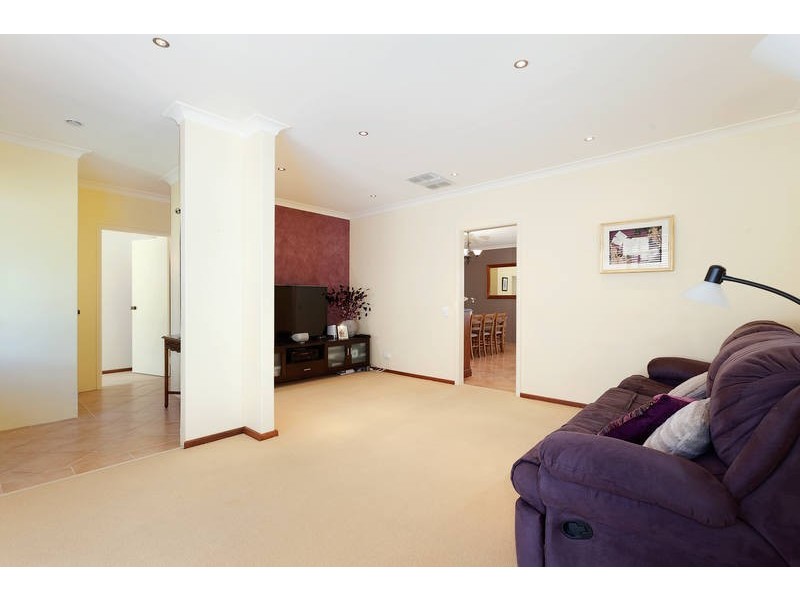 5 Martin Place, Bibra Lake WA 6163