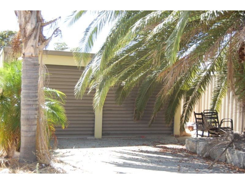 18 Foxall Place, South Lake WA 6164