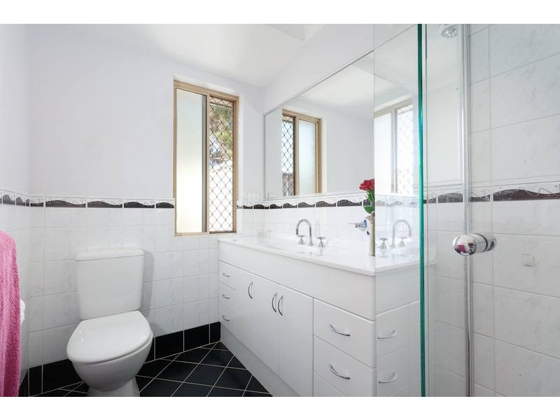 11 Ronsard Place, Yangebup WA 6164