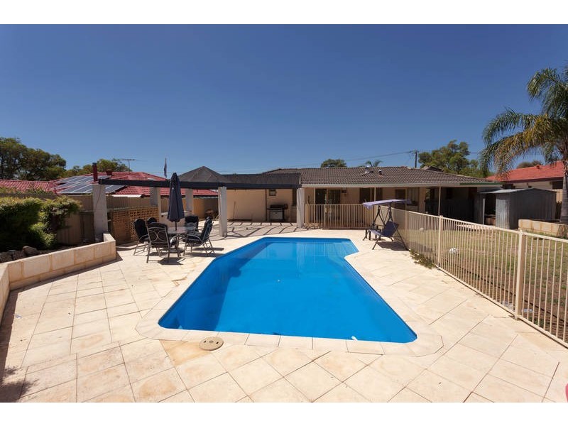 19 Grassbird Loop, Yangebup WA 6164