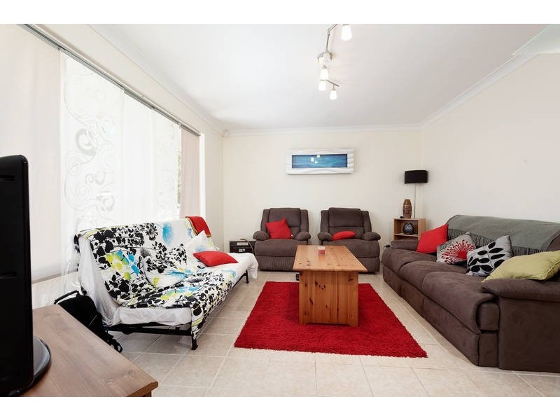 19 Grassbird Loop, Yangebup WA 6164