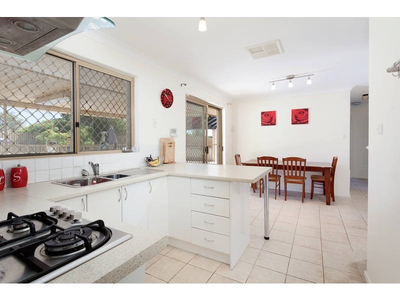 19 Grassbird Loop, Yangebup WA 6164