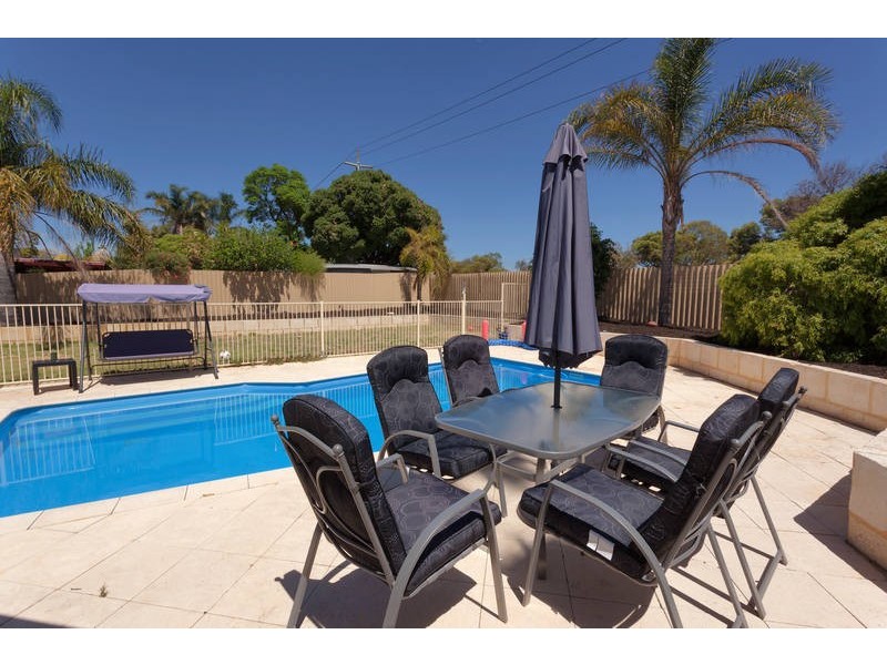 19 Grassbird Loop, Yangebup WA 6164