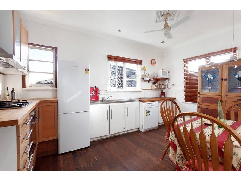 1 Hames Street, Hamilton Hill WA 6163