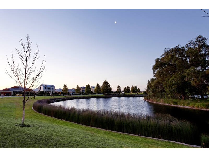 29 Harmony Avenue, Atwell WA 6164