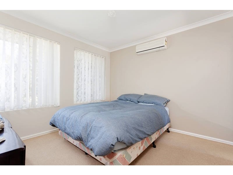 16 Dunnage Court, Atwell WA 6164