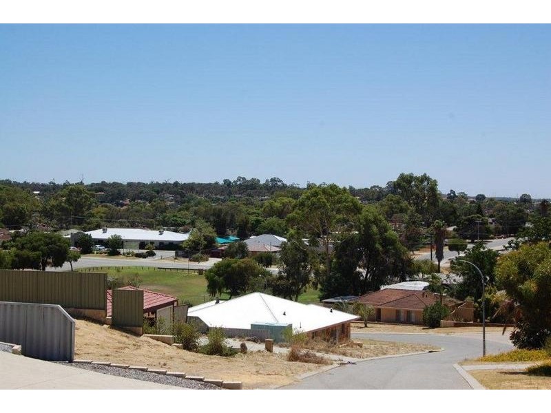 10 Hargrave Place, Parmelia WA 6167