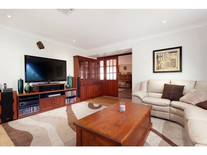 10 Camphor Close, South Lake WA 6164