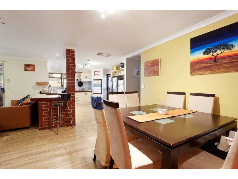 33 Lesueur Pass, Beeliar WA 6164