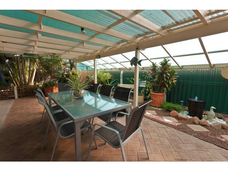 18 Bracken Way, Bibra Lake WA 6163