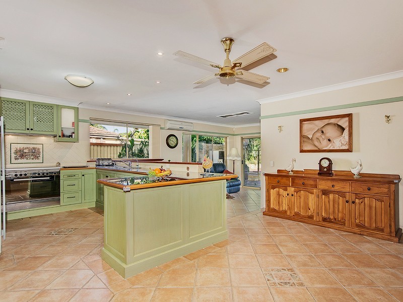 7 Grebe Gardens, Yangebup WA 6164