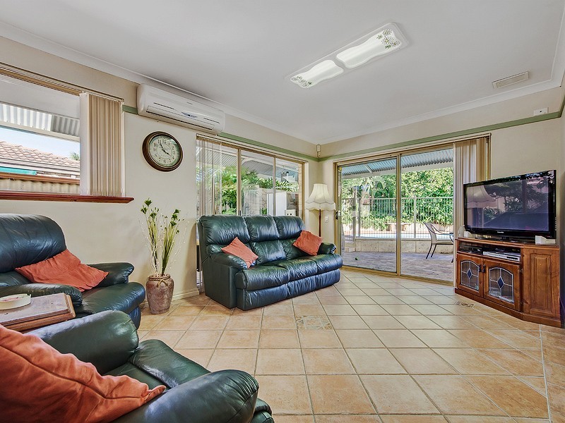 7 Grebe Gardens, Yangebup WA 6164