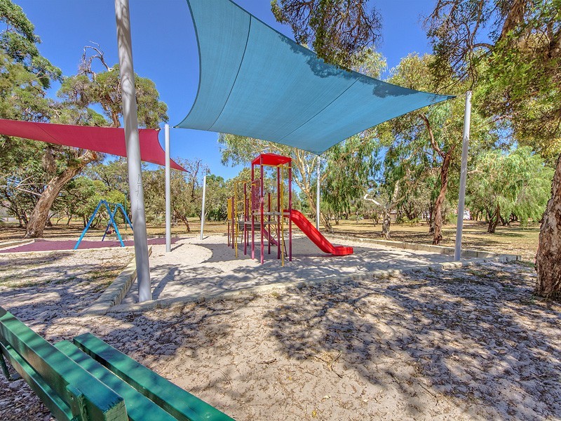 7 Grebe Gardens, Yangebup WA 6164