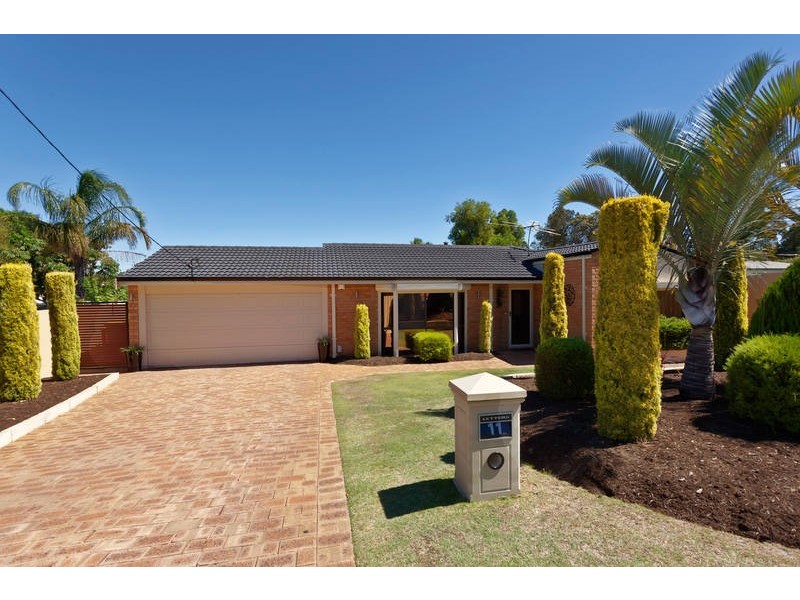 11 Crake Place, Yangebup WA 6164