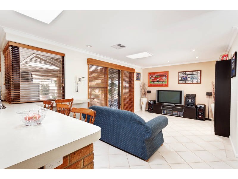 11 Crake Place, Yangebup WA 6164