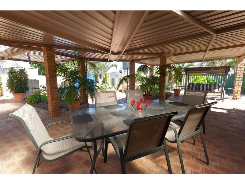 11 Crake Place, Yangebup WA 6164