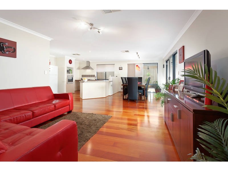 9 Shelduck Pass, Beeliar WA 6164