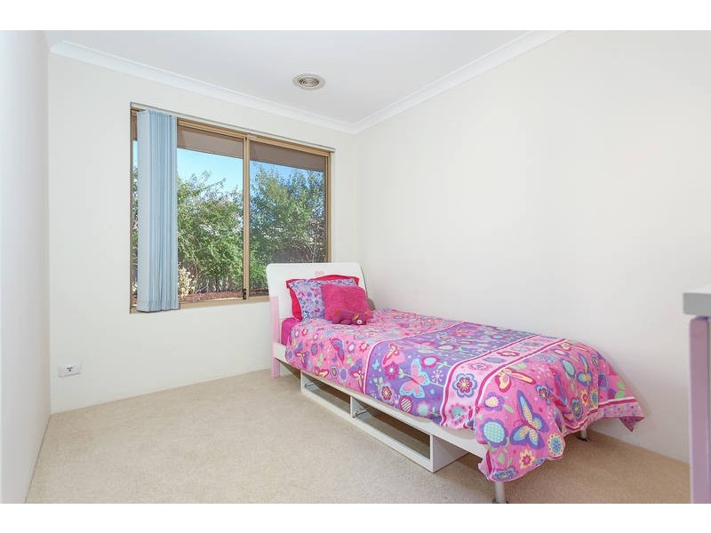 8 Birkett Ave, Beeliar WA 6164