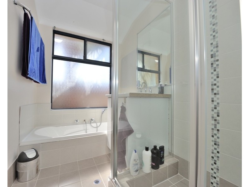 32 Vancouver Circle, Waikiki WA 6169