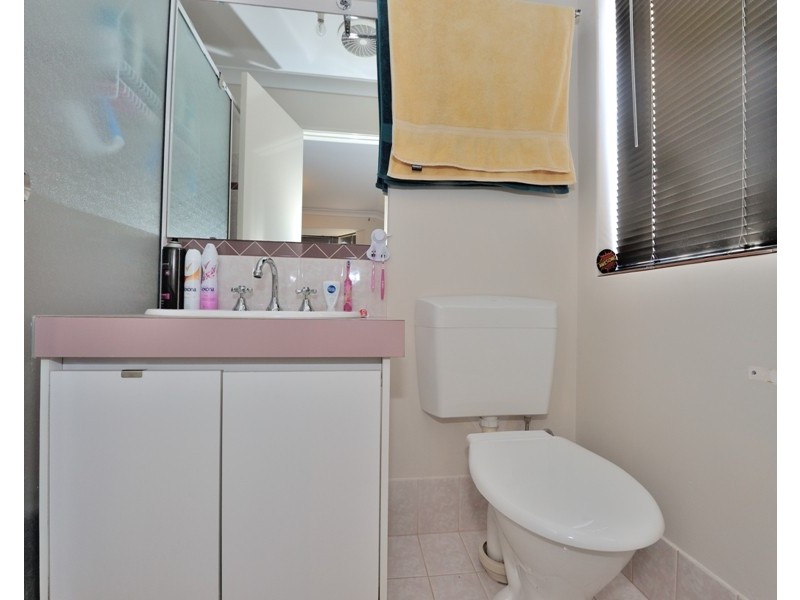 32 Vancouver Circle, Waikiki WA 6169