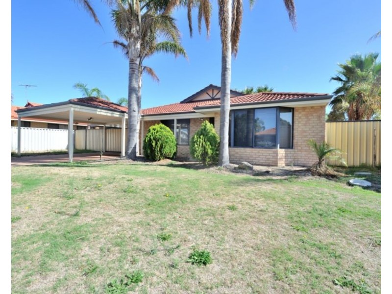 32 Vancouver Circle, Waikiki WA 6169