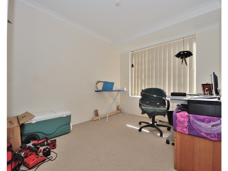 20 Sorrento Turn, Secret Harbour WA 6173